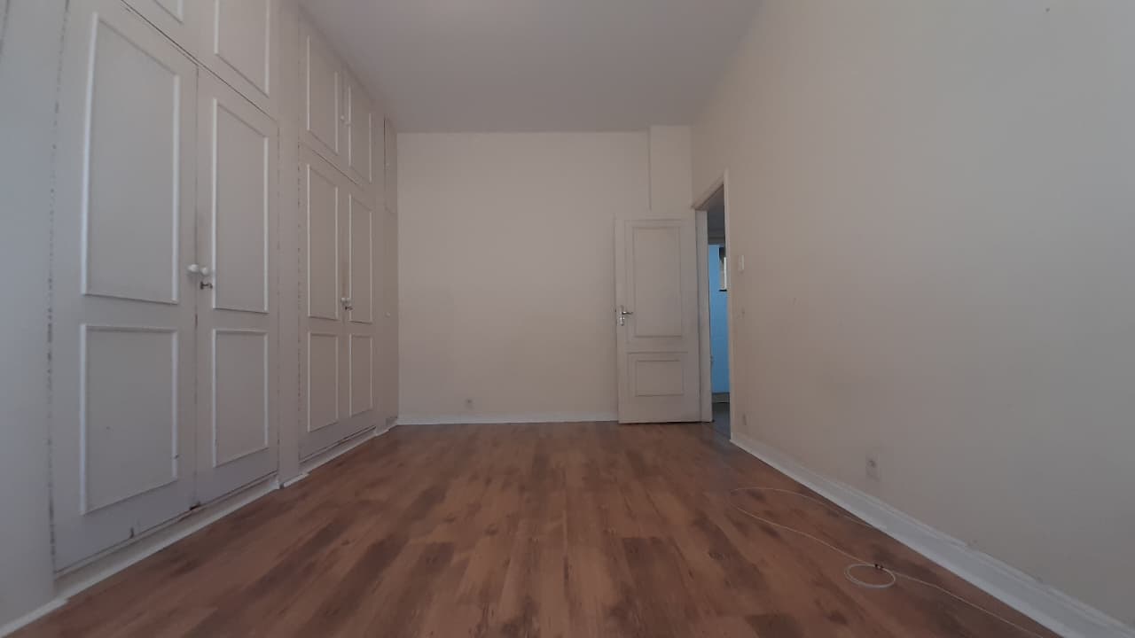 Apartamento à venda Constante Ramos 3 quartos com vaga 